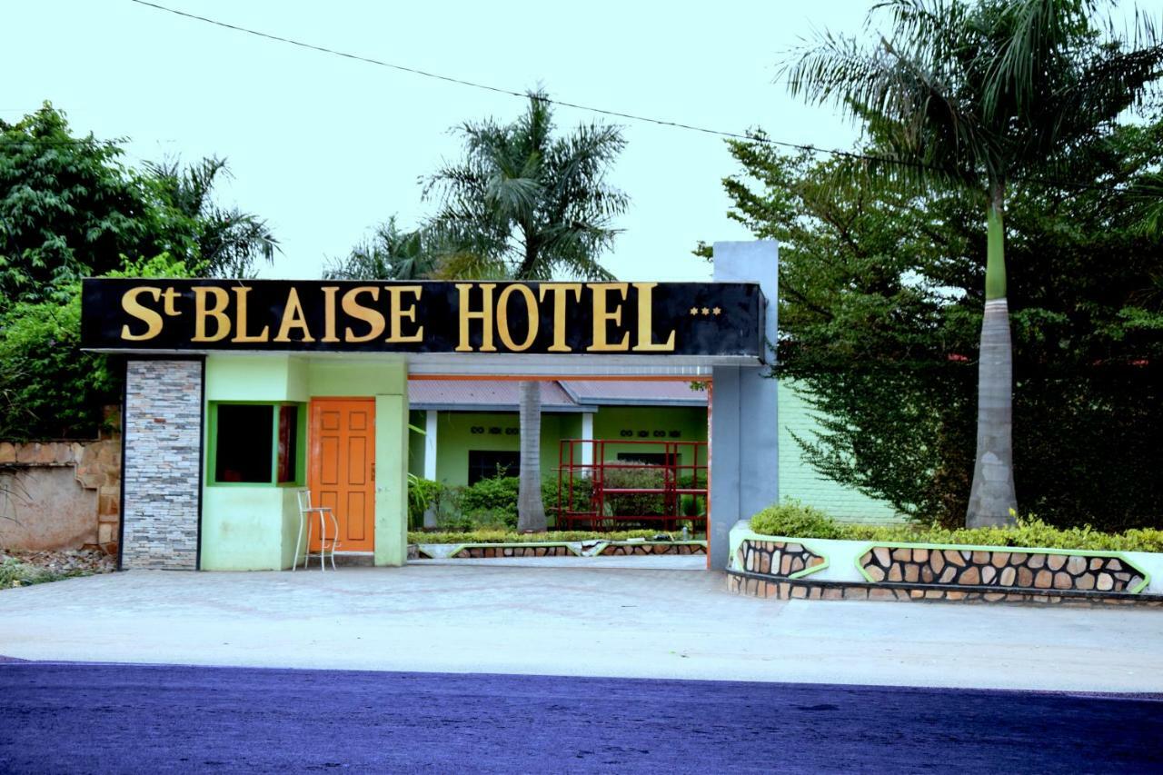 Saint Blaise Hotel Бужумбура Номер фото